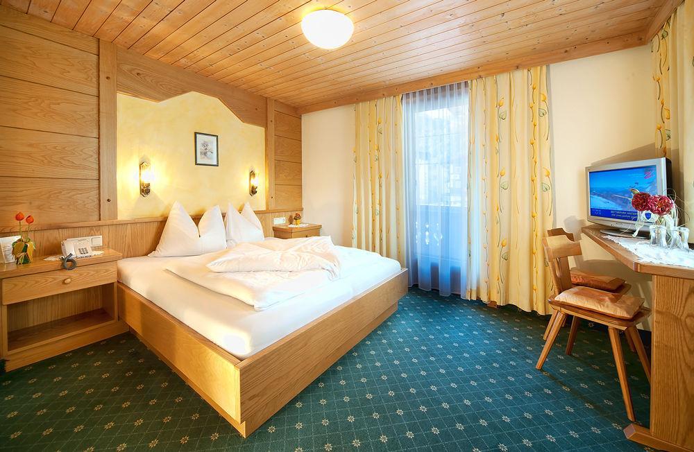 Hotel Koessler 图克斯 外观 照片